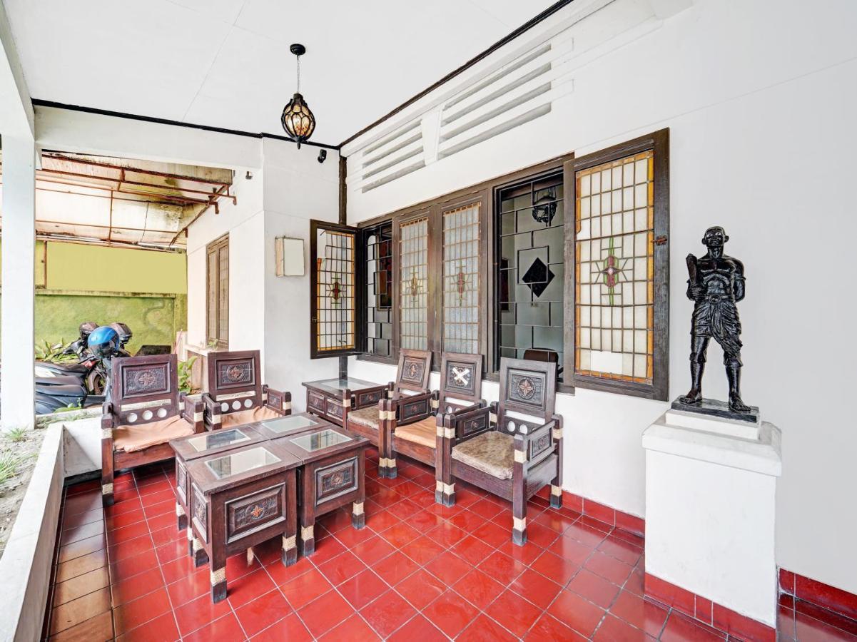 Oyo 90676 Oryza Hotel Yogyakarta Exteriör bild