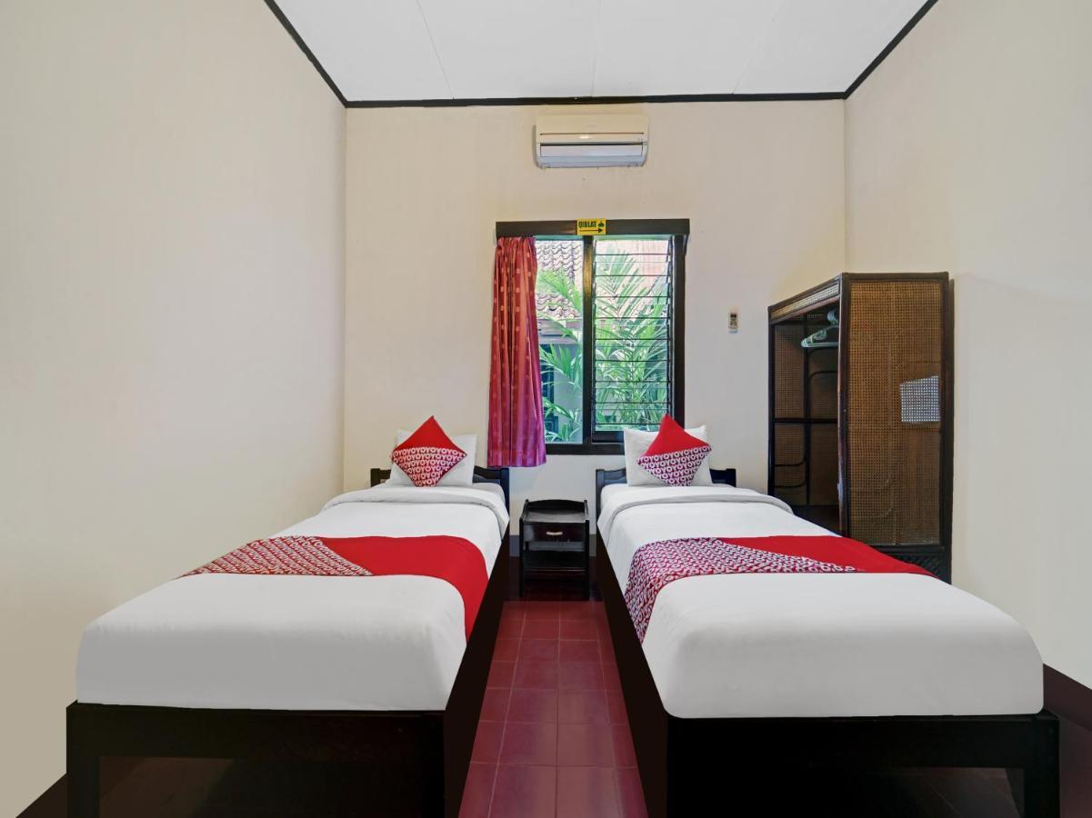 Oyo 90676 Oryza Hotel Yogyakarta Exteriör bild