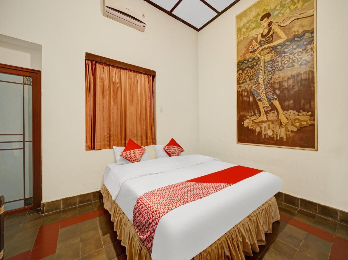 Oyo 90676 Oryza Hotel Yogyakarta Exteriör bild