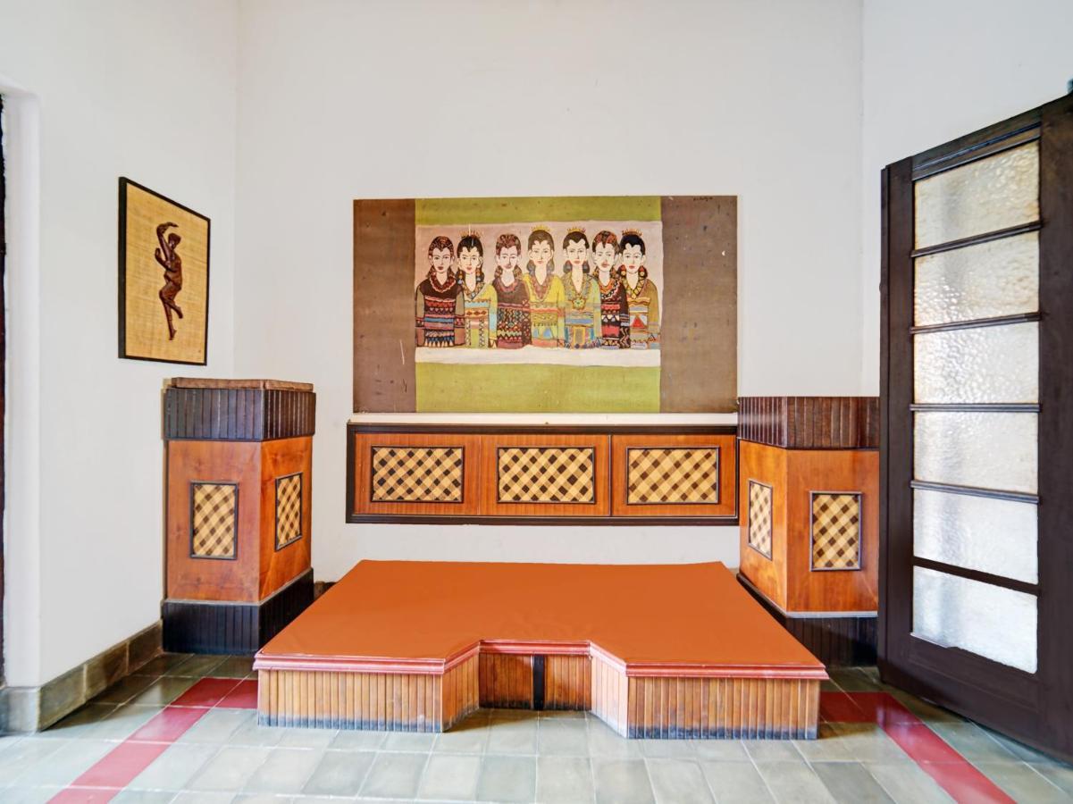 Oyo 90676 Oryza Hotel Yogyakarta Exteriör bild